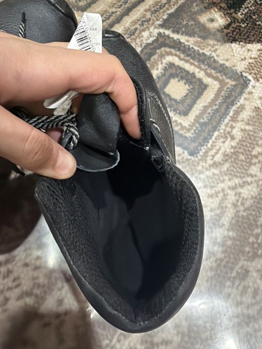 Продется спец ботинка