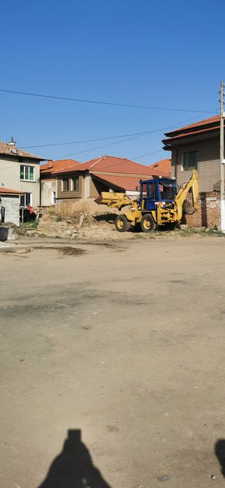 Продавам Багер  5 тона