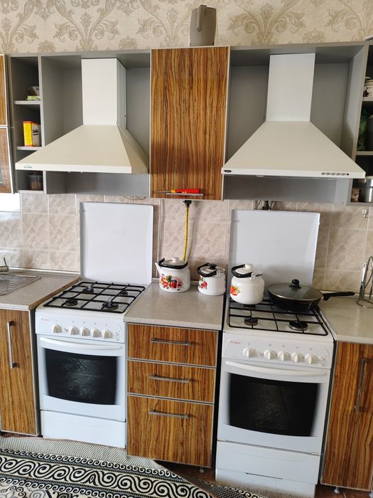 Продается кухонная гарнитура