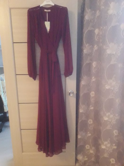 Новое длинное платье