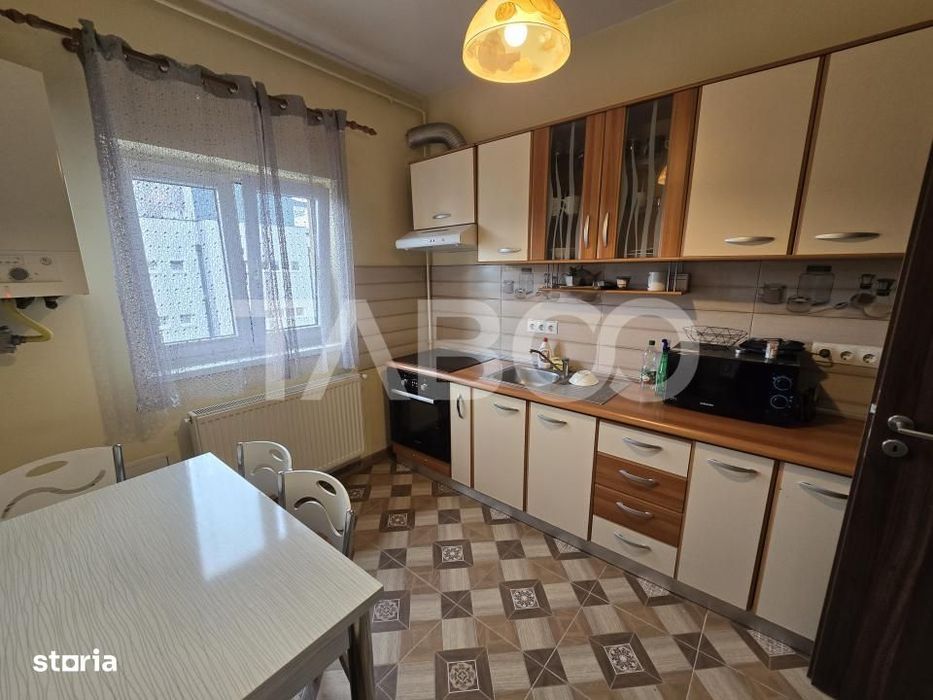 Apartament 2 camere de inchiriat cu balcon si parcare Piata Cluj Sibiu