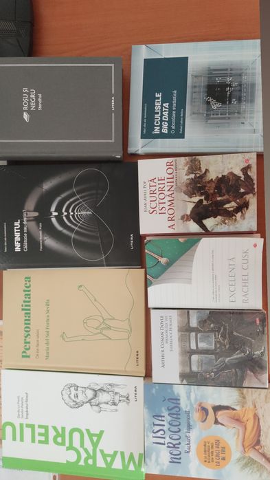 Pachet 9 cărți variate: beletristică, istorie și dezvoltare