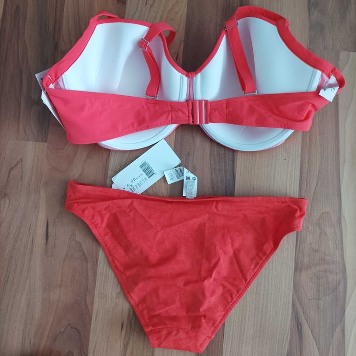 Chantelle/Esprit 36E/40D бански от 2 части