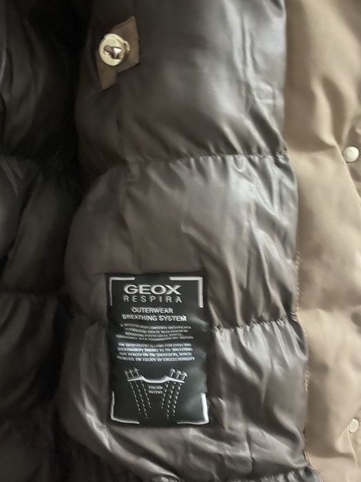 Geaca impermeabila Geox marimea 50