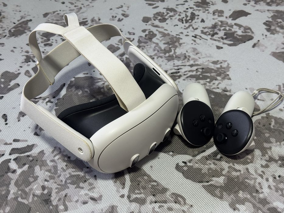 Meta Oculus Quest 3