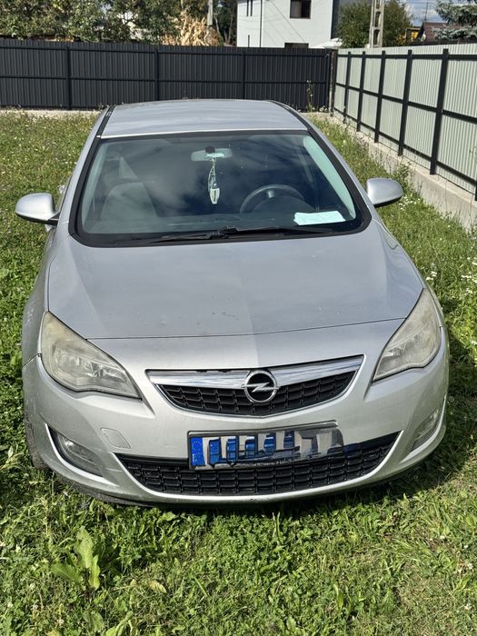 OPEL Astra 2011 — imagine 3