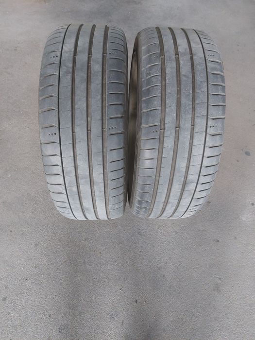 Vând Anvelope 225 40 18