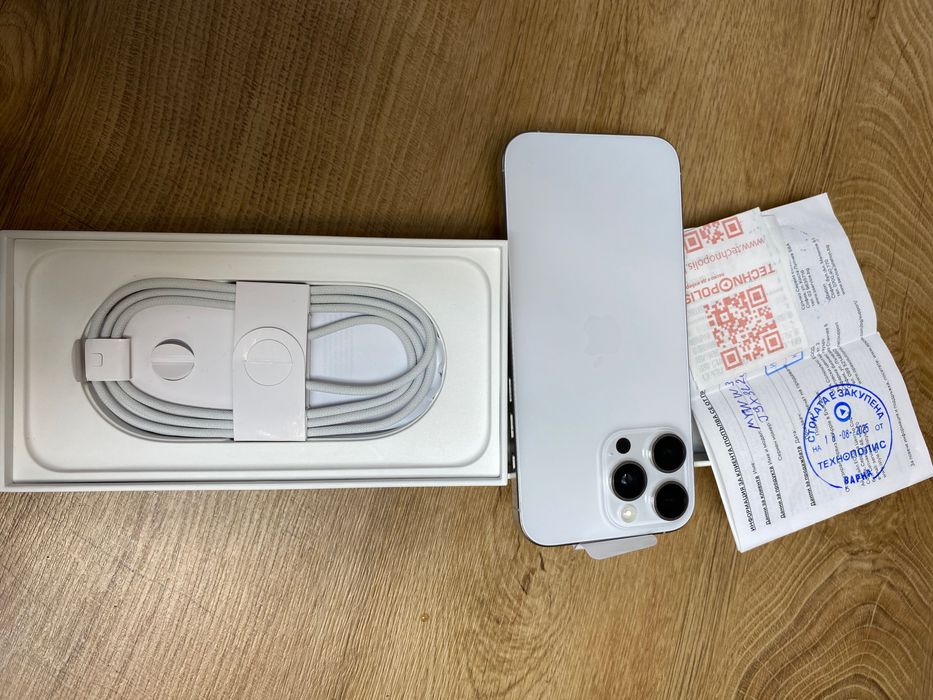 İPhone 16pro max 256Gb 20месеца гаранция