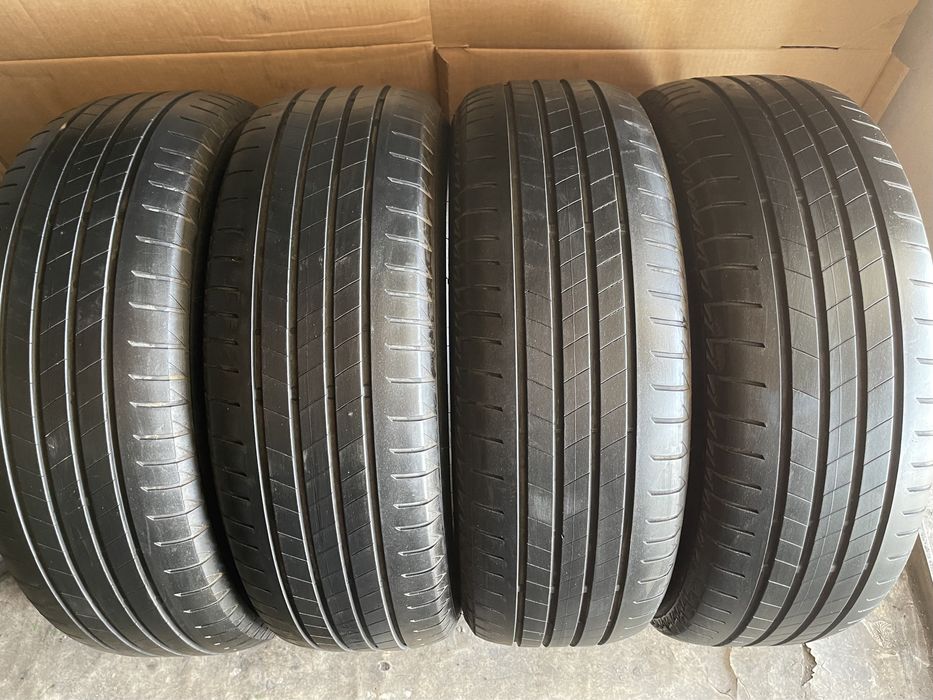 215/60/R17 Bridgestone Turanza T005