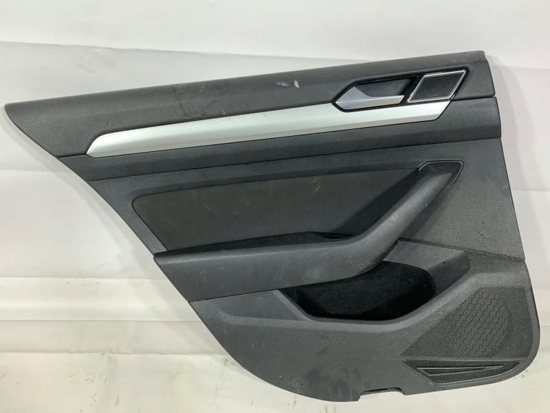 Fata usa interioara stanga spate Volkswagen Passat B8 3G5867211