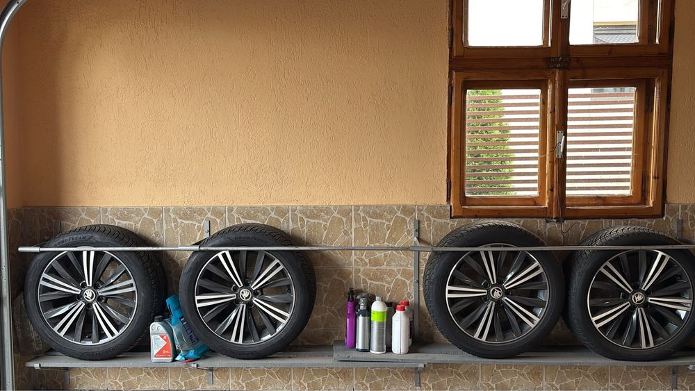 Set jante 18 inch originale Skoda kodiaq + anvelope de iarna  noi