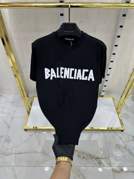 Balenciaga тениски