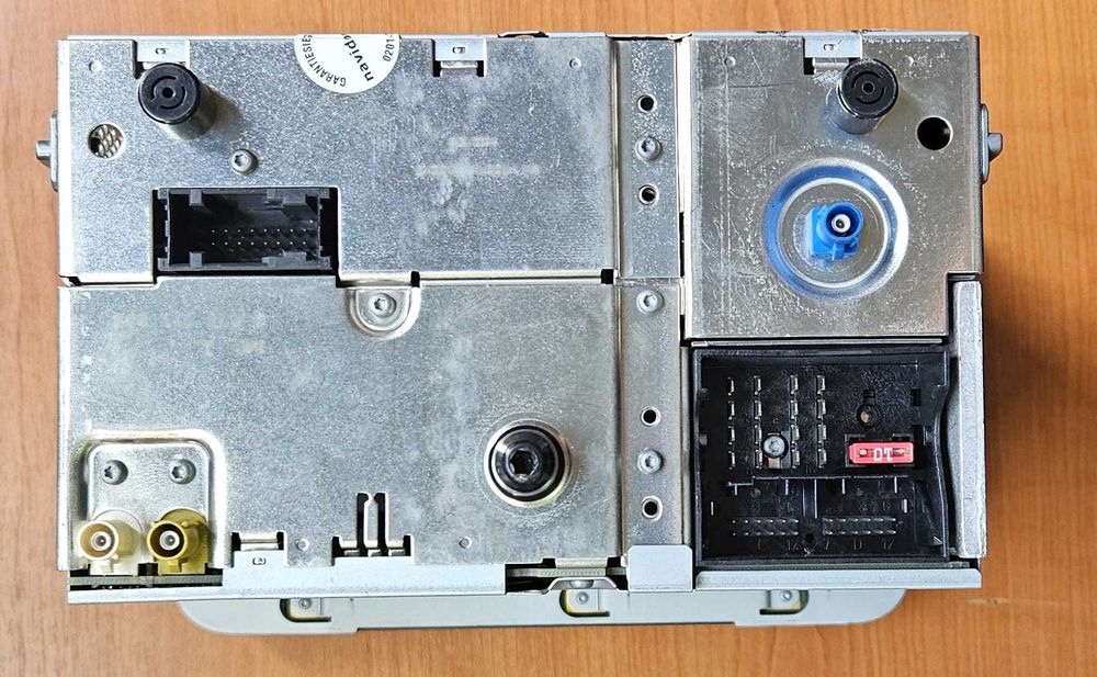 Navigație originala Touran Golf Sharan radio cd player - VW Blaupunkt