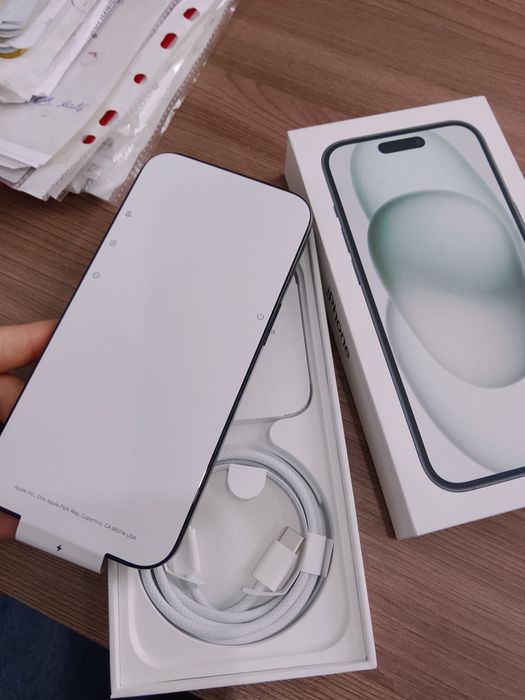 Apple iPhone 15 ( новый)