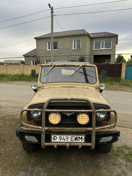 Продам УАЗ 469 .