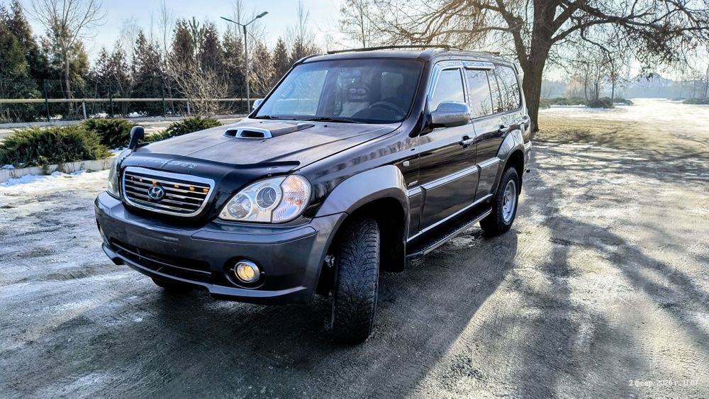 Продам хороший крепкий внедорожник