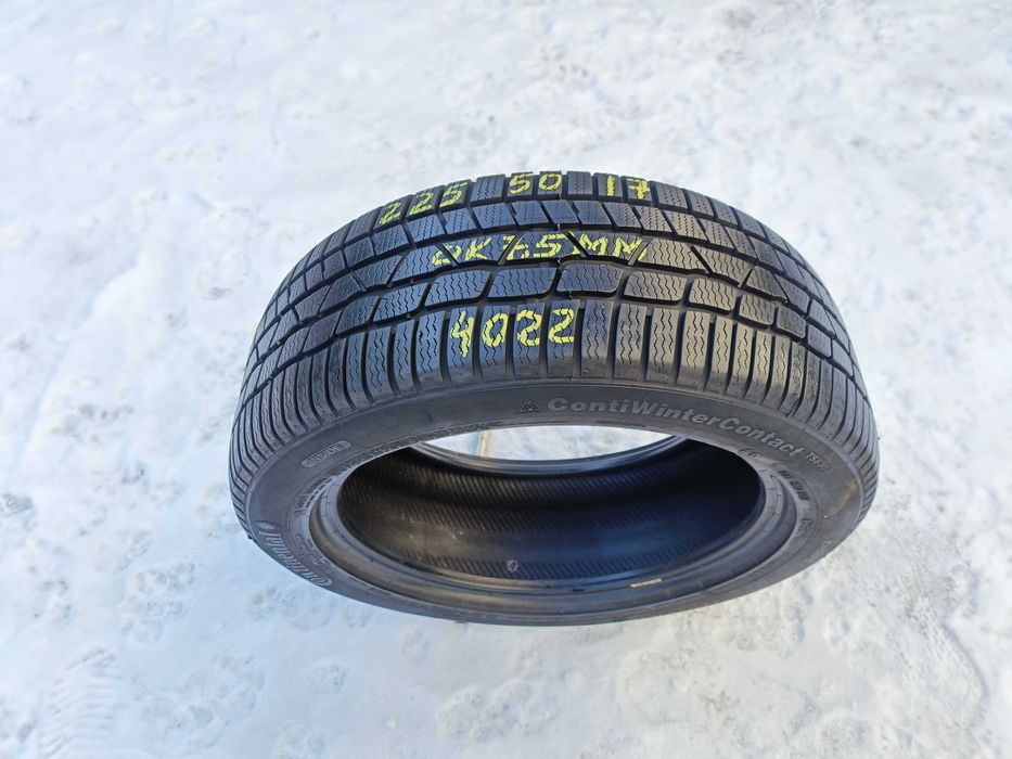 O anvelopa iarna 225 50 17 continetal wintercontact TS 830P 7,5 mm