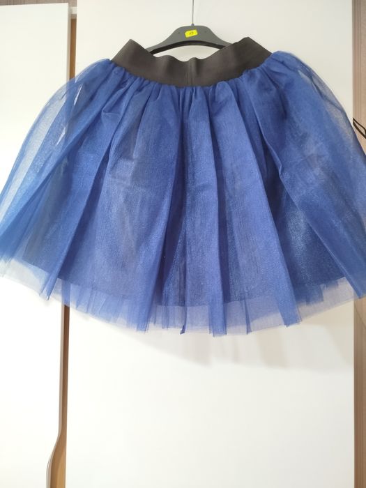 Къса синя блестяща пола