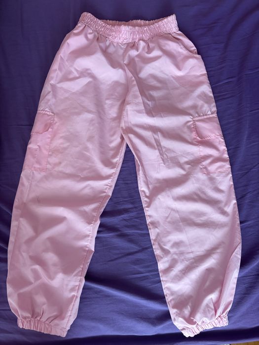 Ефектен розов панталон