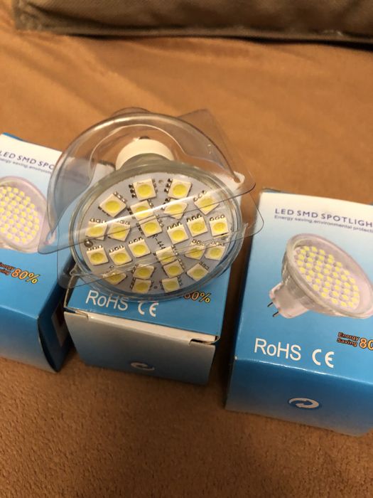 Vind becuri cu led cu dulie tip startar noi