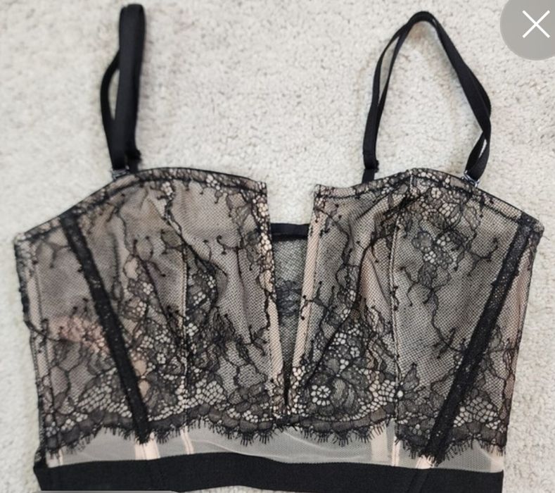 Бюстье от бренд Victoria secret.
