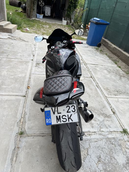 Suzuki GSX-R 750 K8