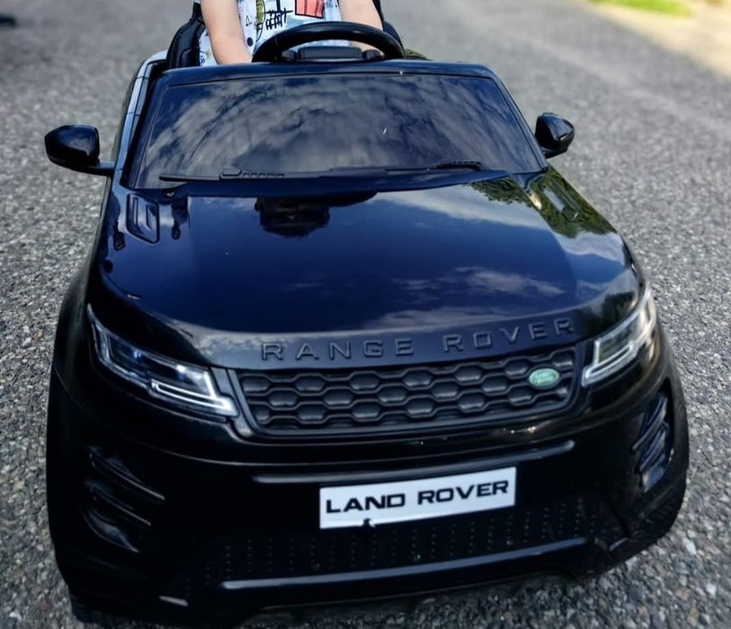 Vând masinuta electrica Land Rover