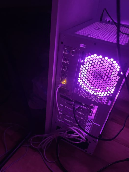 Продам компьютер