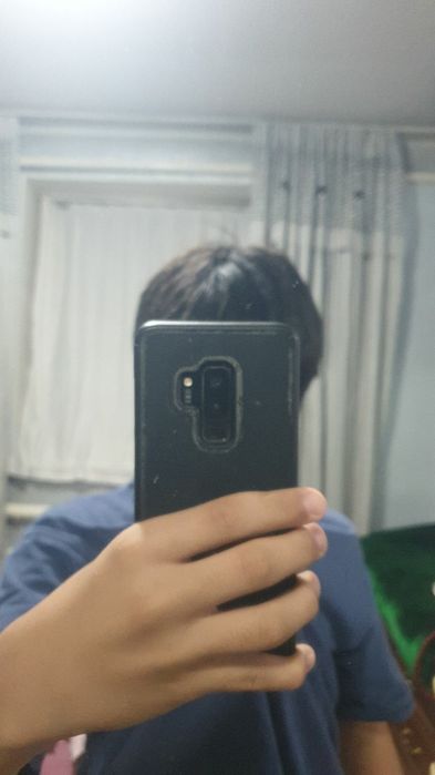 Самсунг с9+ 64гб