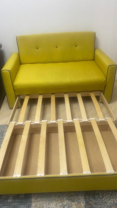 Продается диван в отличном состоянии