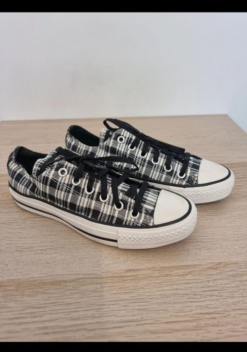 Striped Converse