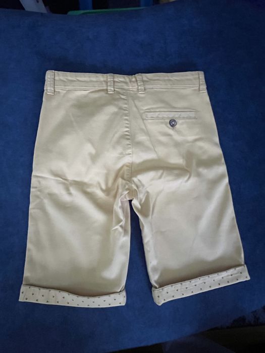 Pantaloni scurti galbeni 9-10 ani LC Waikiki