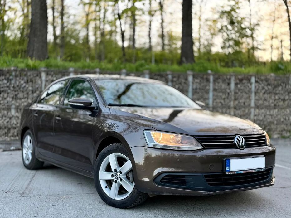 Volkswagen Jetta Automata / Parc Pilot / Oglinzi electrice / Achizitie in RATE