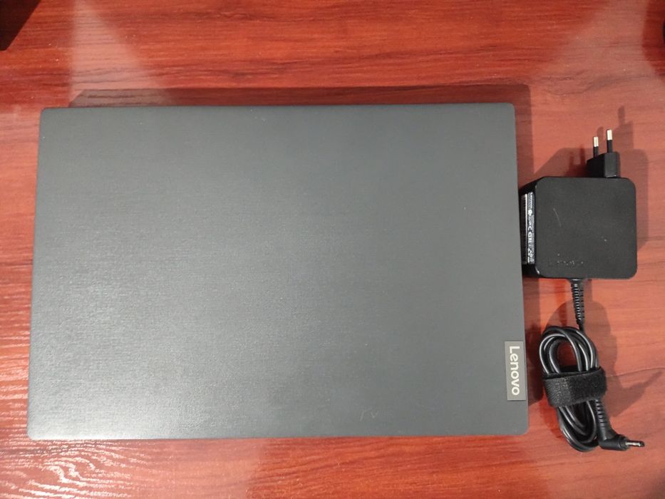 Lenovo V15-IIL i3-1005G1 / 512GB SSD / 8GB