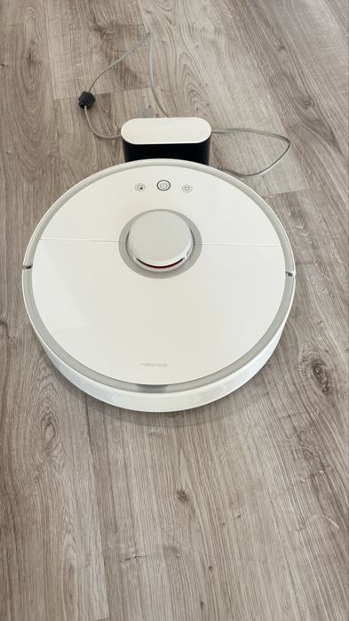 Roborock s50 робот прахосмукачка