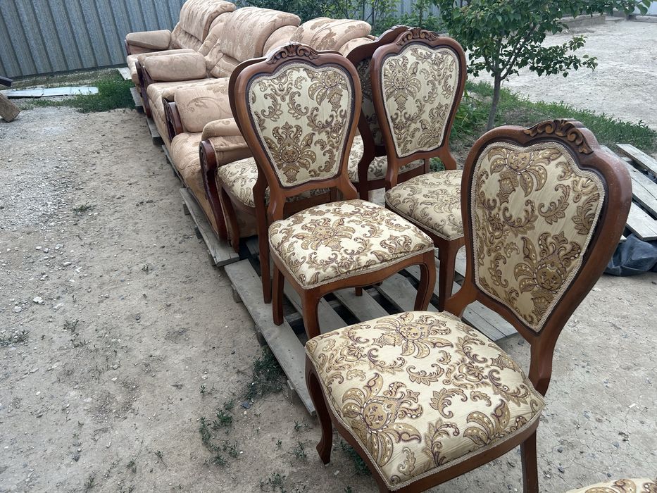 Продам диваны в комплекте