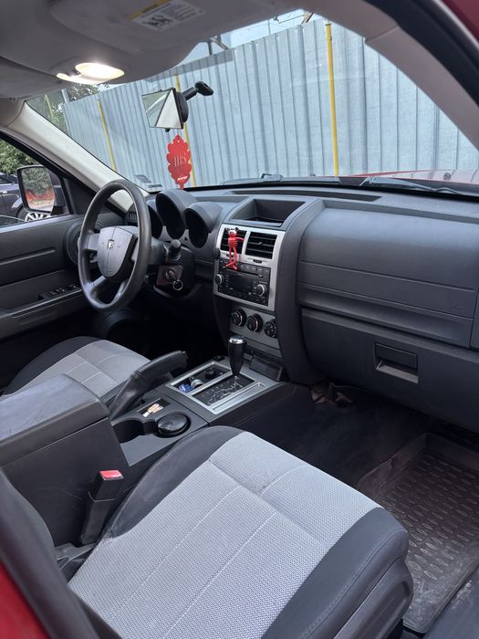 Dodge Nitro 3.7i газ-бенизин