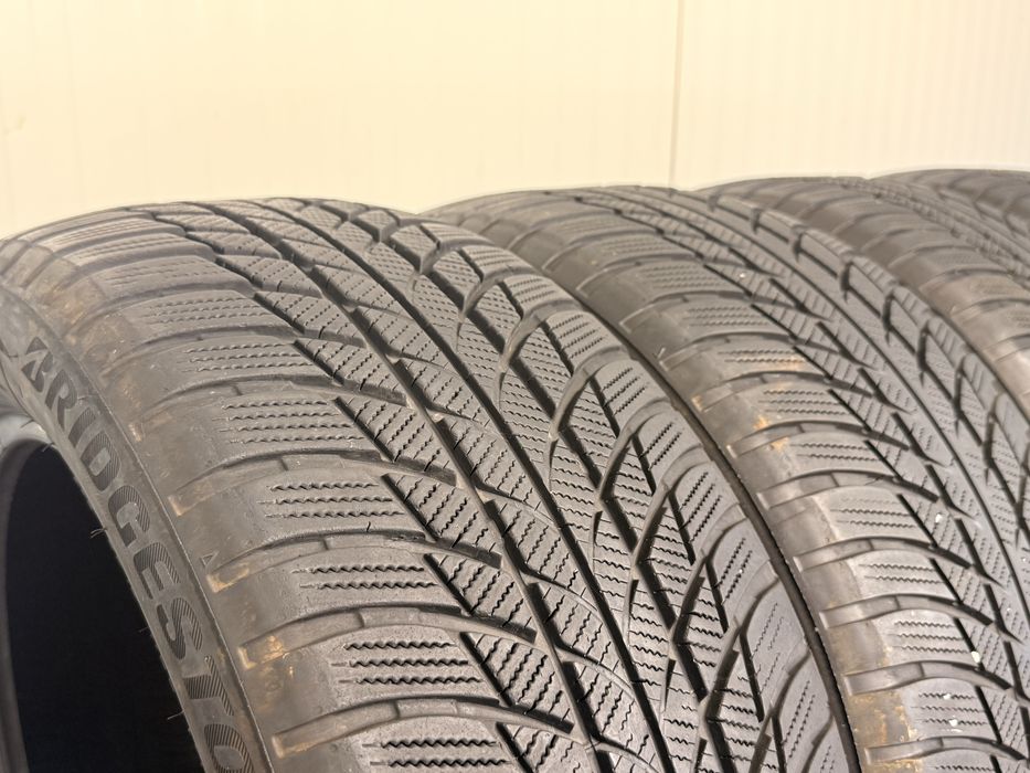 225/50/17 зимни гуми BRIDGESTONE BLIZZAK LM001
