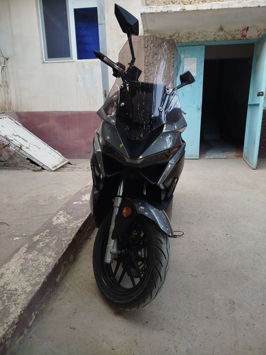 Скутер BONVI 150 куб,