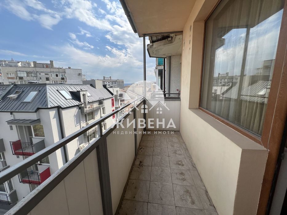 Продавам 4-стаен мезонет до Фулмакс център, площ 145 кв.м