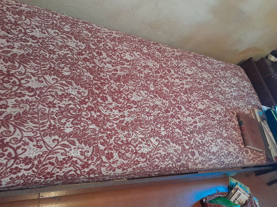 Продам по символический цене кровати