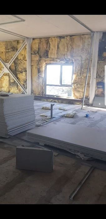 Demolez apartamente mobila de cărat