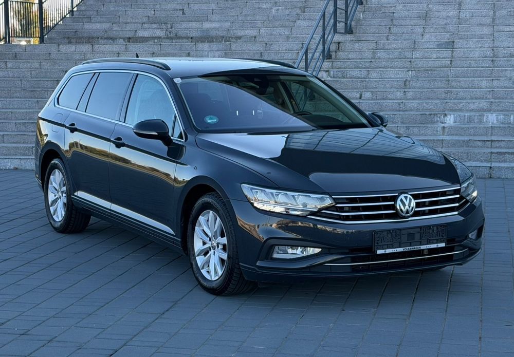 VOLKSWAGEN Passat 2021 — imagine 3