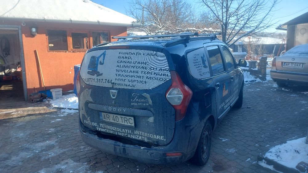 Vând Dacia Lodgy