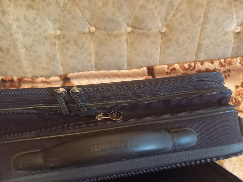 Продам сумку для ноутбука