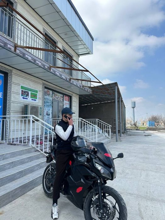 Elektro moto  Nomi .Bonvi