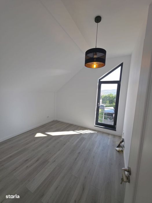 Casă Noua De Închiriat În Bucium 4 Camere 100 Mp Util Teren 254 Mp