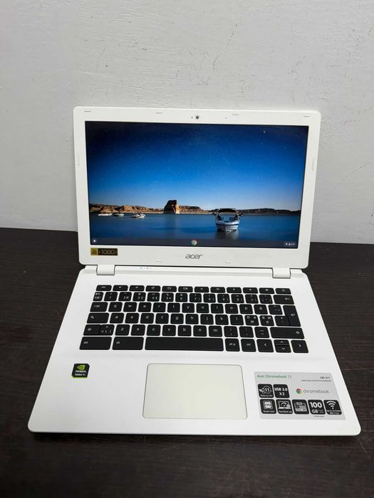 Acer Chromebook 13 - Full Hd - Quad Core -peste 8 ore, DDR4 Model nou