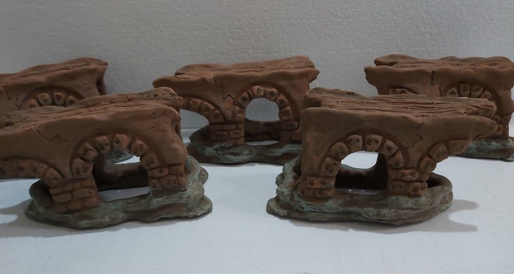 Декоративна керамика за аквариум