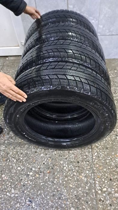 Шины 225/60/17 зимние липучка Triangle